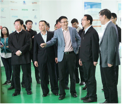 市長、書記親臨南方IT學(xué)院，送上特禮關(guān)懷與鼓勵